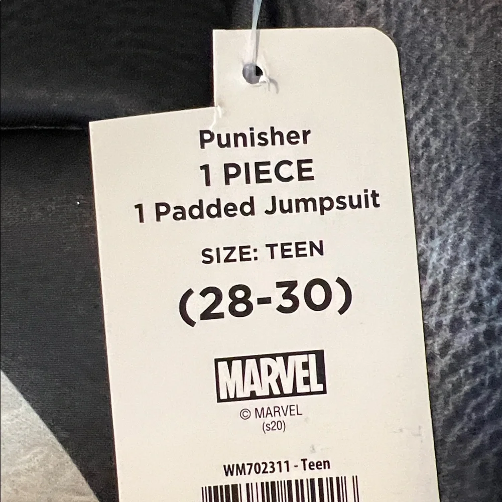 Marvel The Punisher Superhero Teen Halloween Costume Size 28-30